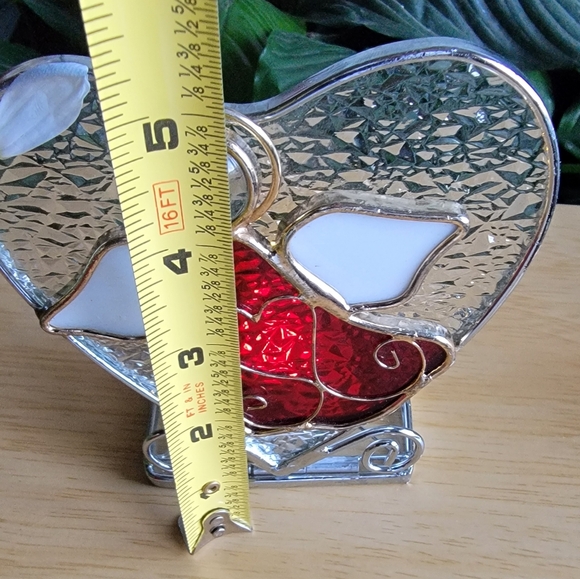 Elegant Heart-Shaped Stained Glass Angel Art Metal Tea Light. - Picture 4 of 4